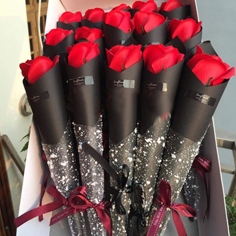 Những bông hồng đỏ thắm