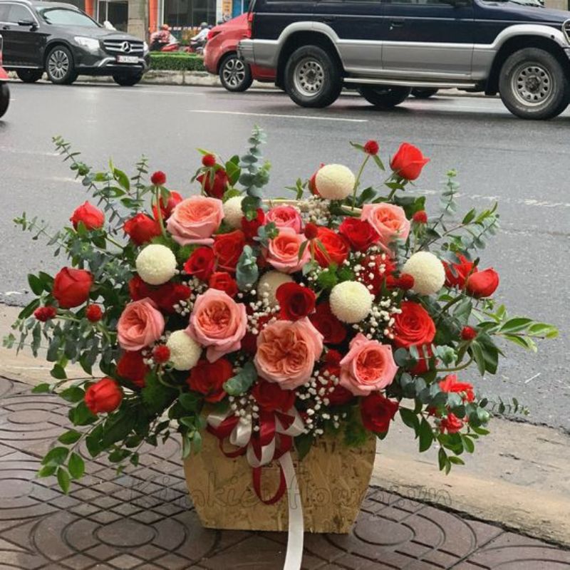 Lẵng hoa hồng dành tặng vợ